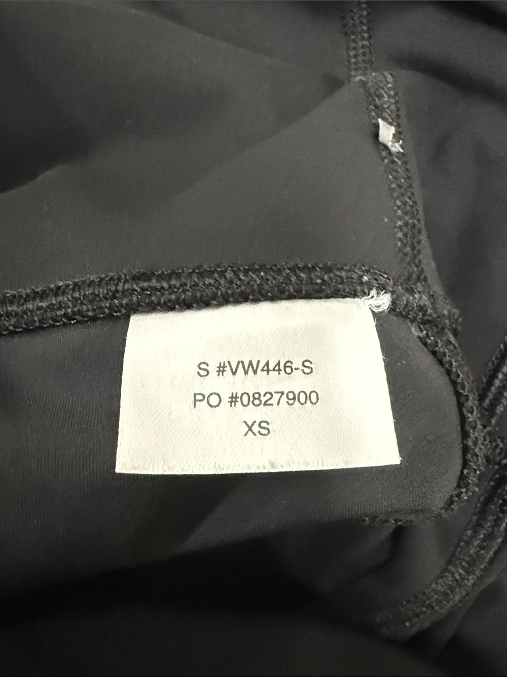 Vuori Black Cropped Leggings with pockets - Picture 4 of 4